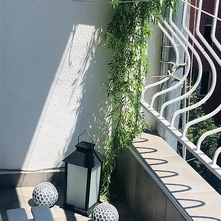 Colorful 1-bdr - Center Of By Flаt Manаger