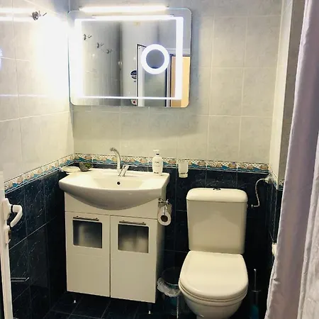 דירה Colorful 1-bdr - Center Of By Flаt Manаger