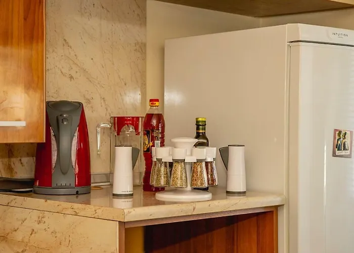 Daire Colorful 1-bdr - Center Of By Flаt Manаger